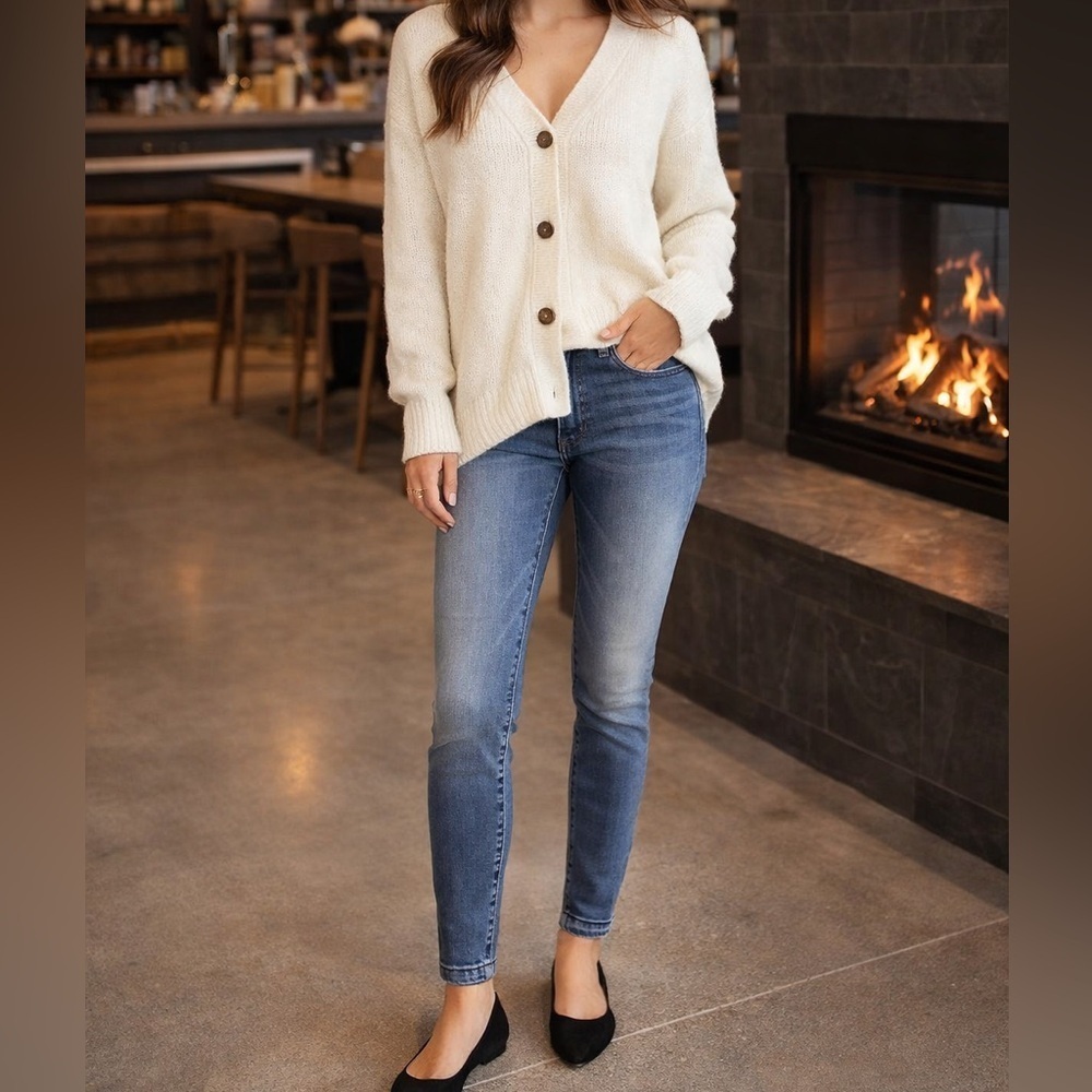 Frye Sienna Cropped Skinny Mid Rise Jeans, New with Tags